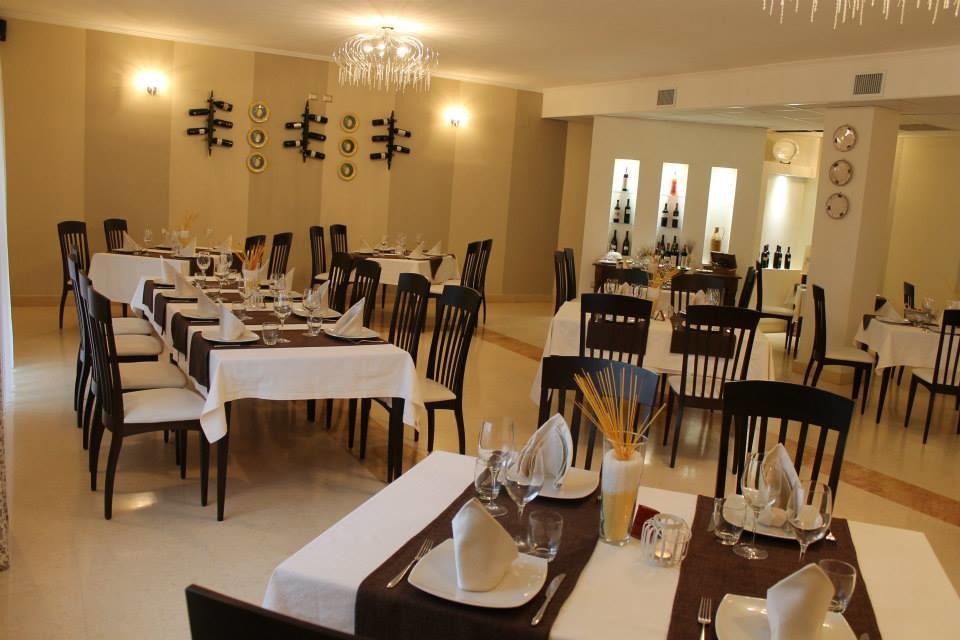 Hotel Agri Resort "Agora" Castelluccio dei Sauri Exteriör bild